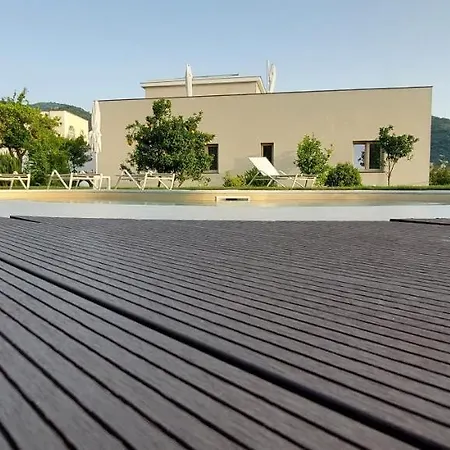 Do' Petro Relax & Pool 비코에쿠엔세