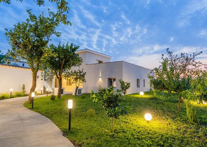 Do' Petro Relax & Pool בית חווה ויקו אקוונסה